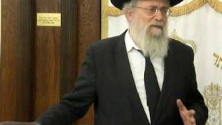 Rabbi Kalmen Krohn speaking at his brotherinlaw R Yehoshua Gutman Ztl Yartzhiet [upl. by Telford]