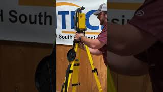 Trimble SPS930  Tripod set up and leveling [upl. by Anid]