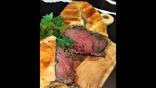 Bœuf Wellington 🥩filet mignon en croûte avec sa farce champignonspistaches🔥Perfect new years recipe [upl. by Sherburn]