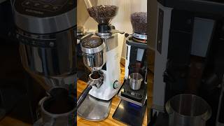 Do you prefer grinding directly into your portafilter or into a dosing pot on scales barista cafe [upl. by Aria]