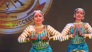 WELCOME DANCE SILVER HILLS HRSECSCHOOL [upl. by Tonie936]