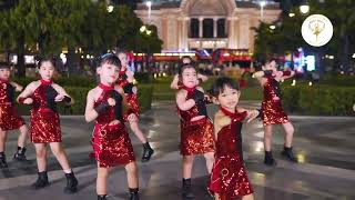 DE YANG GATAL GATAL SA  Zumba dance  Dance kids  bé nhảy sôi động [upl. by Weissberg685]