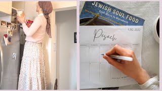 How I Plan for Passover  5 Beginner Tips  Jewish Orthodox Sephardic Traditions [upl. by Howie233]