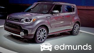 2017 Kia Soul Review  Features Rundown  Edmunds [upl. by Akenit]