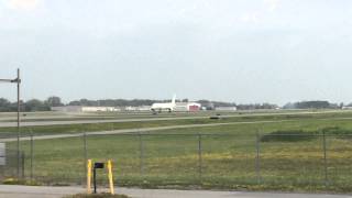 RARE US Air Force C32B 757200 Touch N Go at Rochester NY KROC [upl. by Alisen994]