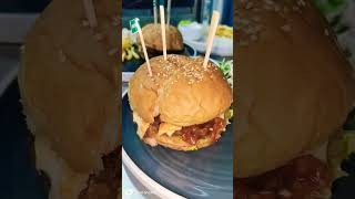 Continental chef food burger 🍔youtubeshortsfoodblogger and food loverfood [upl. by Andromache278]