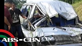 Bandila 2 patay 16 sugatan nang maaksidente ang sinasakyang van [upl. by Hacceber]