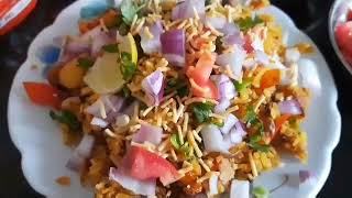 Poha recipe indore ke famous easy breakfast recipe [upl. by Nonah]