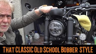 Triumph BOBBER Black Speedmaster Fitting the SPATZ vintage style fork shrouds amp Titanium Yoke Boss [upl. by Kcirederf214]