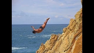 ACAPULCO MEXICO  THE CLIFF DIVERS OF LA QUEBRADA [upl. by Bloxberg]