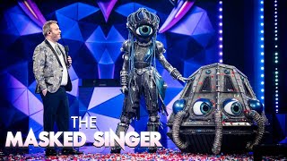 Behind The Mask  Space Babe  The Masked Singer  Seizoen 4  VTM [upl. by Yatzeck]