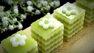 Pandan Layer Jelly Cake ❤ 班兰千层燕菜糕  Secret of Every Layer Sticks Well  littleduckkitchen [upl. by Georges492]