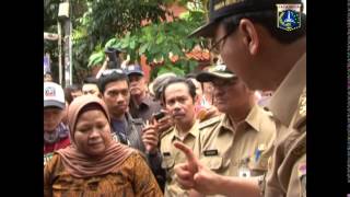 18 Nov 2014 Plt Gub Basuki T Purnama blusukan [upl. by Maghutte]