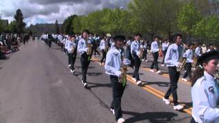 Harbour Pointe Middle School Marching Band at Wenatchee Apple Blossom Parade 2015 [upl. by Nuhsar545]