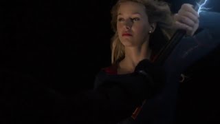 Supergirl luta com Sanguinário e salva Alex e Maggie  DUBLADO PortuguêsBR HD  Supergirl 3x01 [upl. by Swor]