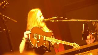 Jerry Cantrell dedicates Rooster to fans who helped return guitar Eddie Van Halen gave him [upl. by Jabon]