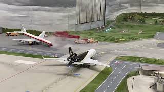 Impression vom Flughafen Knuffingen Hamburg 24920 Boeing 747 A 380 Lufthansa Miniaturwunderland [upl. by Lehet503]