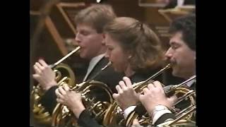 John Williams  Olympic Fanfare Live 1984 HQ áudio [upl. by Onateag]