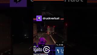 ReweLaster zieht mit nem Platten einfach wieder auf die Autobahn twitch lkw druckverlust [upl. by Reis]