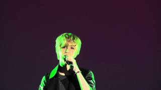 111103 SHINee In London  07 Ill Do Well TaeMin Solo [upl. by Deyas275]