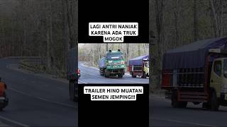 Trailer Hino Muatan Semen Jemping truktrailer trukhino trailertruck hino500 alasbaluran [upl. by Neelehtak]