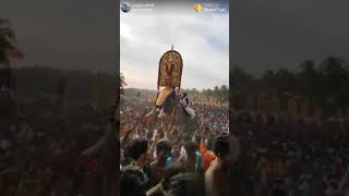 കർണൻ fans കാണുMangalamkkunnu karnan mass entry  parkkadi pooram [upl. by Nevla]