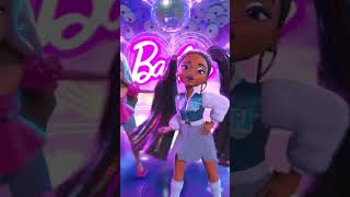 Barbie Dream Besties quotComiéndome el escenarioquot 🌟🎀  Barbie en Español [upl. by Amalee]