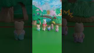 Sylvanian Families Red light green lightanimation cute stopmotion sylvanianfamilies shorts [upl. by Lubba]