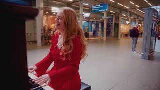 Freya Ridings Cruel Summer by TaylorSwift live from Kings Cross 🚂❤️ [upl. by Neved]