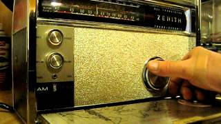 Zenith Royal 30001 Shortwave Radio [upl. by Ahsuas]