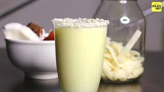 TROPICAL PINEAPPLE COCONUT SMOOTHIE [upl. by Perusse]