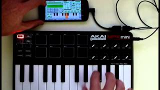 Using a MIDI controller with Caustic 21 on Android [upl. by Debbie]