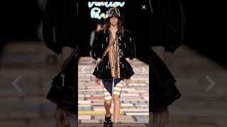 Show de primaveraverão 25 Louis Vuitton louisvuitton fashion tendency trendingstyle [upl. by Renat]