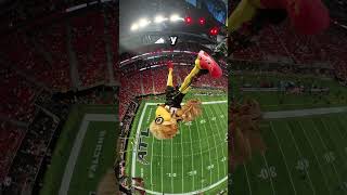 El SALTO bajo techo MÁS ALTO del MUNDO😳Cred atlantafalcons [upl. by Ecydnarb12]