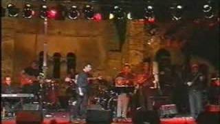 Basis  Me skotose giati tin agapousa live 2002 [upl. by Niwled]