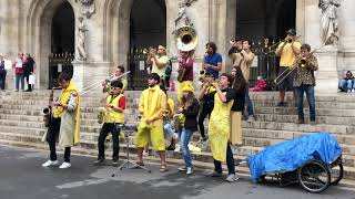 Fanfare étudiante Paris [upl. by Madonia]