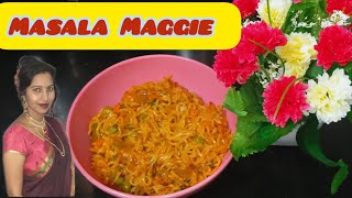 Street style masala Maggie 🍝 recipe in Hindi shweta lifestyle [upl. by Nafets197]