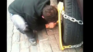 Bailiffs Wheel Clamp Legally Remove in 1 min 15 secs [upl. by Trudie758]