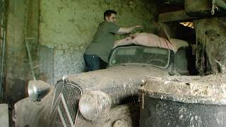 Voitures abandonnées  Cyril retrouve une Citroën Traction [upl. by Adnara439]