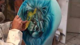 Lion airbrush painting motor bike [upl. by Navad96]