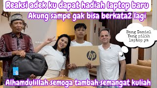 REAKSI ADEK KU DAPAT HADIAH LAPTOP BARU  AKUNG SAMPE GAK BISA NGOMONG APALAGI [upl. by Pelagia]