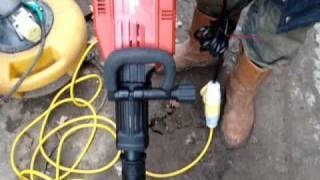 HILTI TE 905 AVR MAN YR2008 [upl. by Hairem]