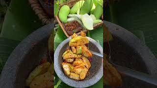 Wonders of Green Mangoes fruit mangovarieties food greenmangoes satisfying [upl. by Ijic]