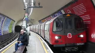 London Underground Northern Line at Clapham North 07th November 2020 [upl. by Eissed489]