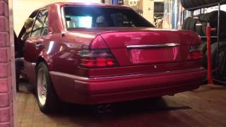 W124 E500 custom exhaust [upl. by Mancino170]