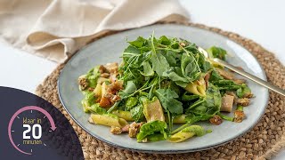 Penne met vegetarische kip en spinaziepesto  Klaar in 20 minuten [upl. by Bocock]