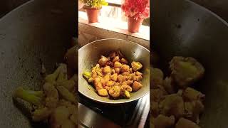 ফুলকপির রোস্ট♥️deliciousfoodrandhanshalaindianrecipescookingshortsyoutubeshortssubscribe pls [upl. by Dnalon]