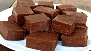 HOW TO MAKE CHOCOLATE FUDGE [upl. by Persian]