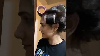 I used Velcro Rollers 😱 this is what happened velcro hairrollers hairstyle heatlesshairstyles [upl. by Enoval]