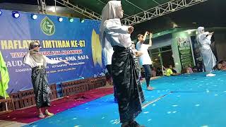 Tari DJ Selendang Biru [upl. by Deacon]